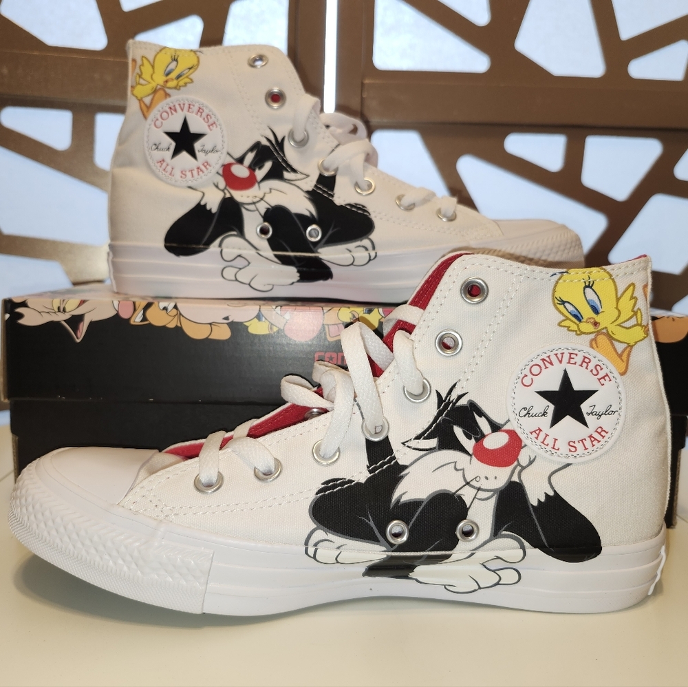 Converse Looney Tunes HiTop